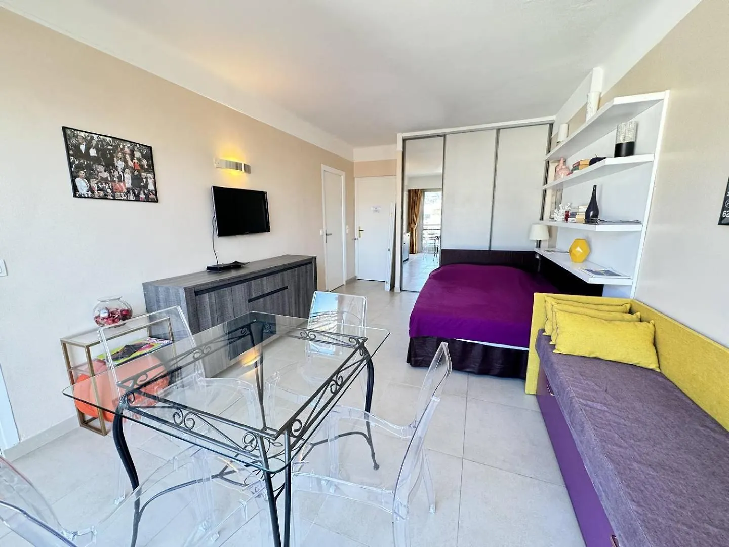 kontakty Cannes Proche Croisette - 2 Pieces Au Calme Avec Terrasse